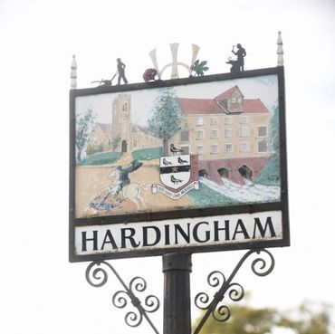 Hardingham Sign
